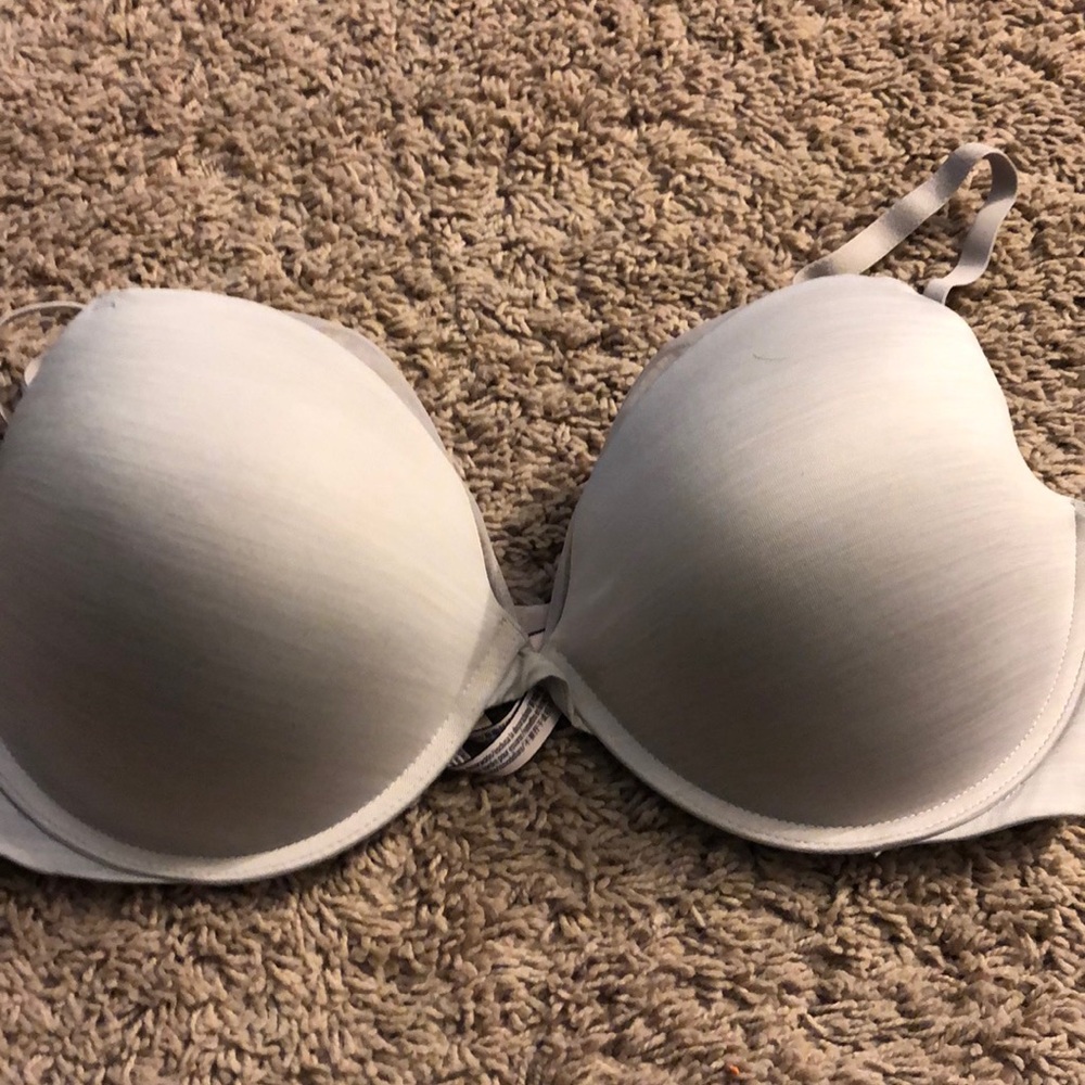 Vs bra